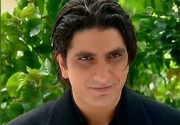 Faraaz Khan wearing a black shirt.